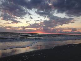 The Little Oasis Beach House