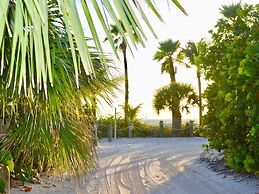 The Little Oasis Beach House