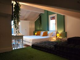 Cosmopolitan Central Rooms