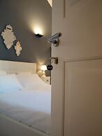 Cosmopolitan Central Rooms