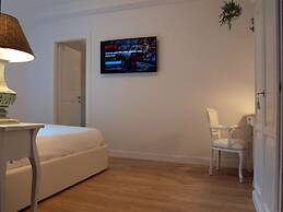 Cosmopolitan Central Rooms