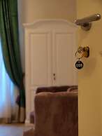 Cosmopolitan Central Rooms