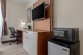 Quality Inn & Suites New Hartford - Utica