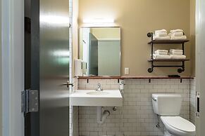 HI New Orleans - Hostel