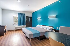 Motel 6 Channelview, TX