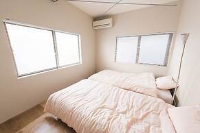 GrapeHouse Koenji - Hostel, - Caters to Women