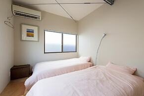 GrapeHouse Koenji - Hostel, - Caters to Women