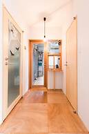 GrapeHouse Koenji - Hostel, - Caters to Women