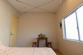 GrapeHouse Koenji - Hostel, - Caters to Women