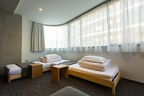 UNPLAN Shinjuku – Hostel