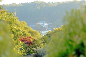 Castle Hill Bungalow