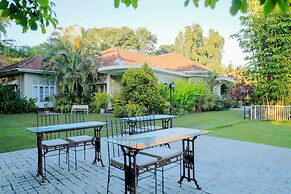 Castle Hill Bungalow