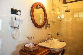 Castle Hill Bungalow