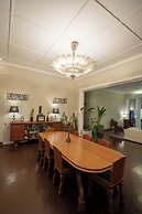 Castle Hill Bungalow