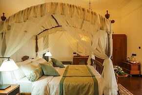 Castle Hill Bungalow