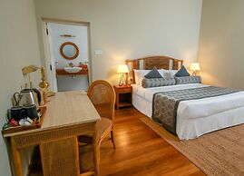 Castle Hill Bungalow