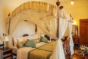 Castle Hill Bungalow