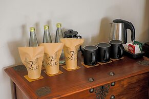 Castle Hill Bungalow