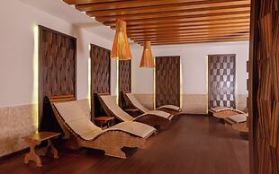 Qalaalti Hotel & Spa