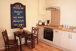 Cat and Custard Pot Inn