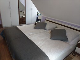 Ferienwohnung Resit 2