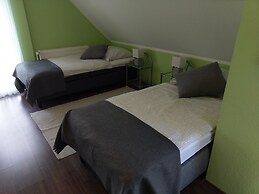 Ferienwohnung Resit 2