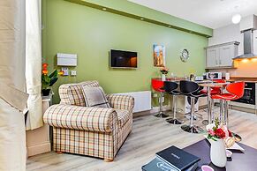 The Ship's Key Aparthotel