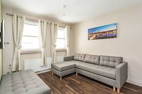 The Ship's Key Aparthotel