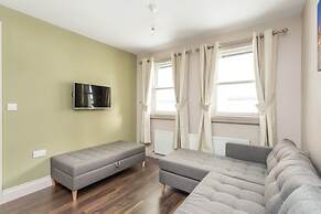 The Ship's Key Aparthotel