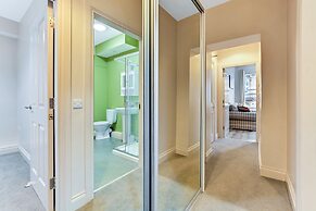 The Ship's Key Aparthotel