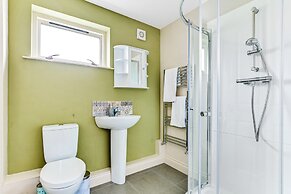 The Ship's Key Aparthotel