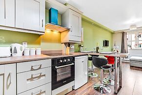 The Ship's Key Aparthotel