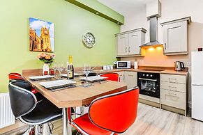 The Ship's Key Aparthotel