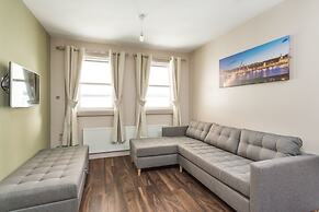 The Ship's Key Aparthotel