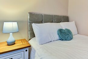 The Ship's Key Aparthotel