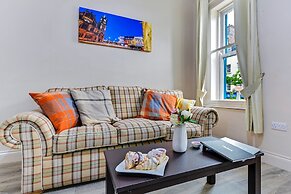 The Ship's Key Aparthotel