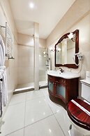 Shato Luxe Hotel