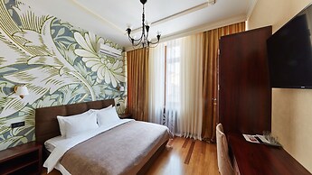Shato Luxe Hotel