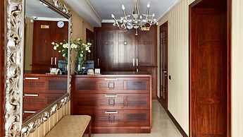Shato Luxe Hotel