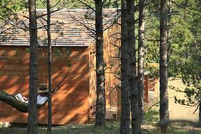 Terre des Baronnies. Cabanes