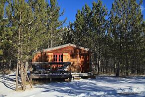 Terre des Baronnies. Cabanes