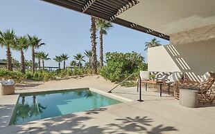 Four Seasons Resort Los Cabos at Costa Palmas