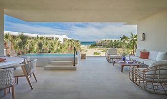 Four Seasons Resort Los Cabos at Costa Palmas