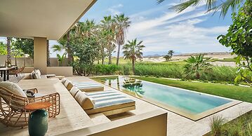 Four Seasons Resort Los Cabos at Costa Palmas