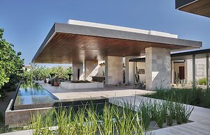 Four Seasons Resort Los Cabos at Costa Palmas