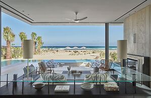 Four Seasons Resort Los Cabos at Costa Palmas