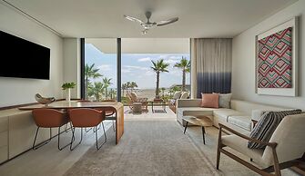 Four Seasons Resort Los Cabos at Costa Palmas