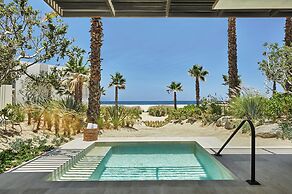 Four Seasons Resort Los Cabos at Costa Palmas