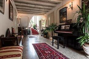 Ca' Settecento Residenza d'Epoca
