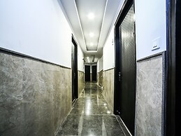 OYO 24943 Hotel Airport Zone Olive